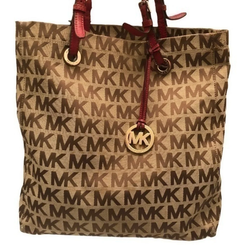 Michael kors brown monogram signature tote bag
